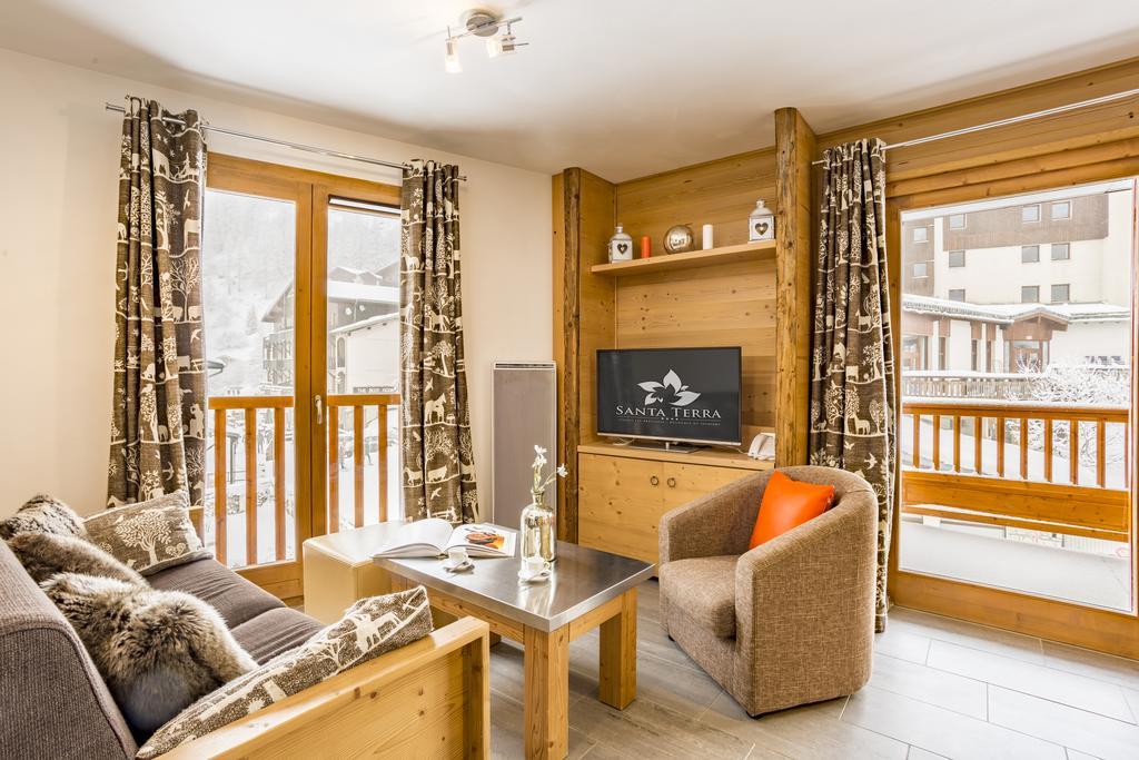 Residence Santa Terra Тин Екстериор снимка