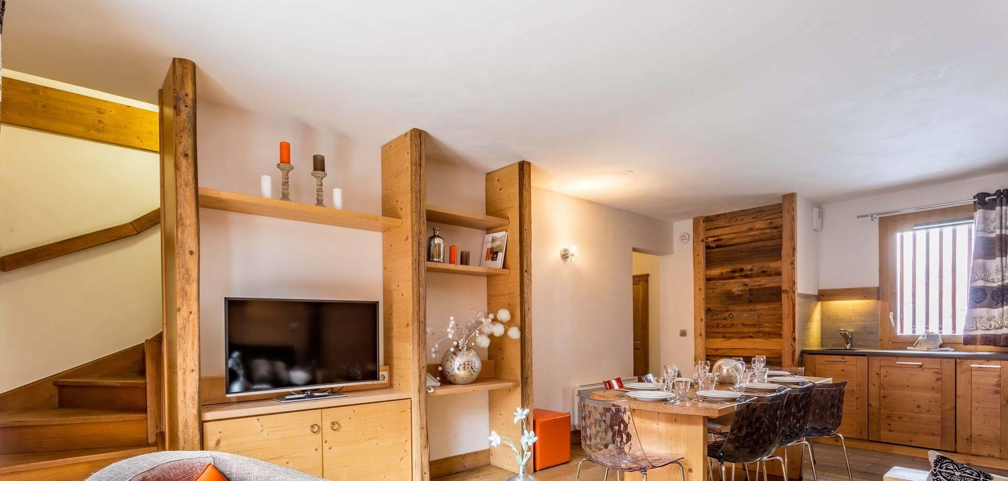 Residence Santa Terra Тин Екстериор снимка